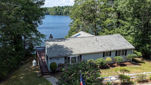 Homes For Sale In Charlton, Massachusetts