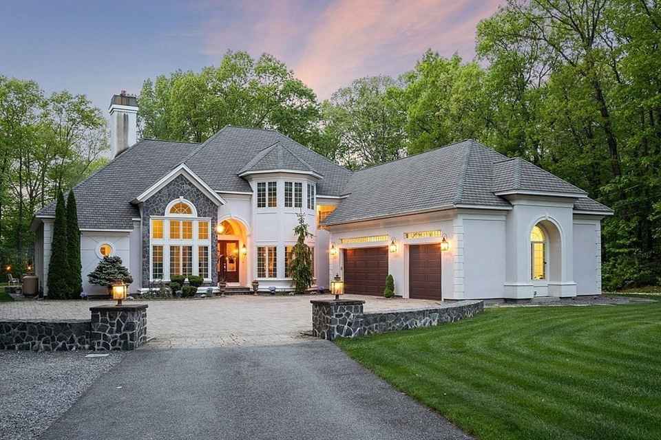 Homes For Sale In Lancaster, Massachusetts