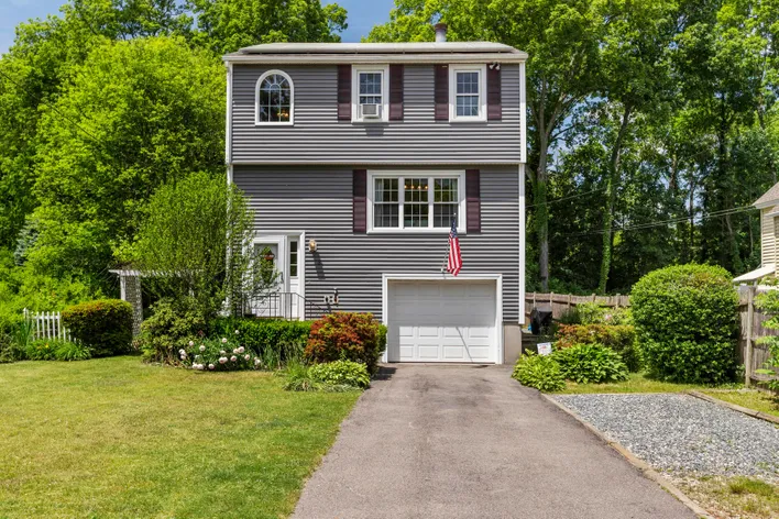 Homes For Sale In Millbury, Massachusetts